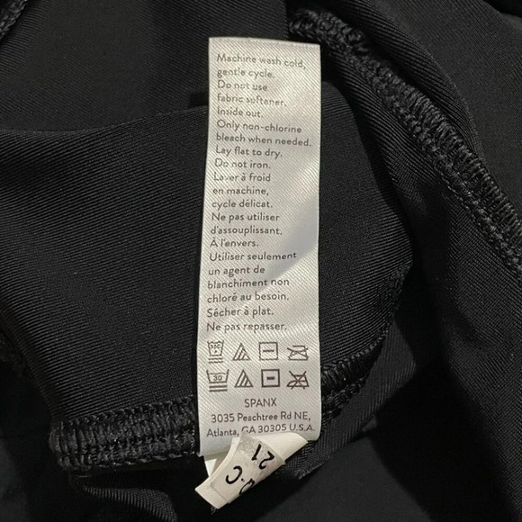 Spanx shape Faux Leather Leggings Black Size Small - Picture 5 of 6